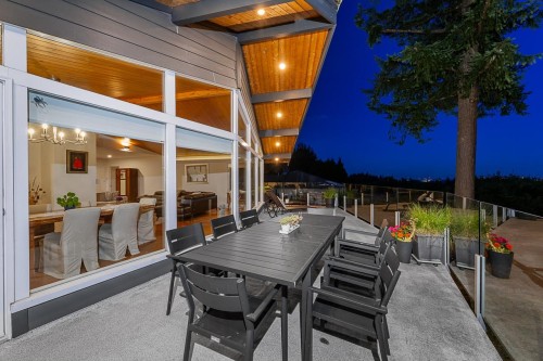 4375 Woodcrest Road, West Vancouver, BC - Outdoor With Deck Patio Veranda With Exterior