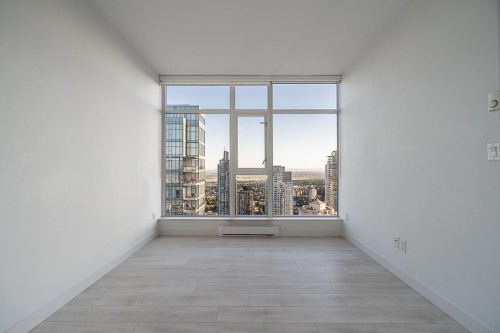 4306-4670 Assembly Way, Burnaby, BC 