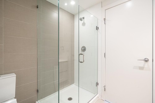 4306-4670 Assembly Way, Burnaby, BC 