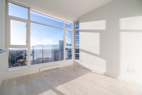 4306-4670 Assembly Way, Burnaby, BC 