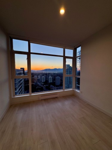 4306-4670 Assembly Way, Burnaby, BC 
