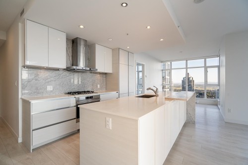 4306-4670 Assembly Way, Burnaby, BC 