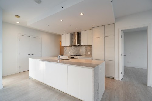 4306-4670 Assembly Way, Burnaby, BC 