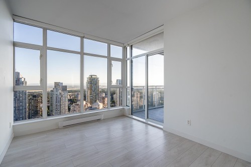 4306-4670 Assembly Way, Burnaby, BC 