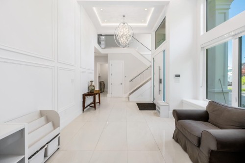 6591 Goldsmith Drive, Richmond, BC - Indoor
