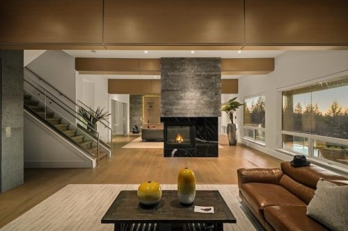 205 Kinsey Drive, Anmore, BC - Indoor Photo Showing Living Room With Fireplace
