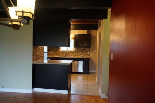 3944 Inverness Street, Port Coquitlam, BC - Indoor Photo Showing Kitchen