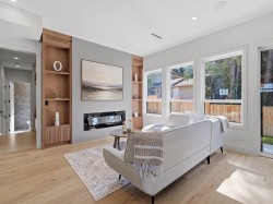 5241 Cambridge Court Delta, BC V4M 3Z1