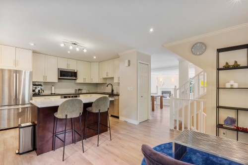 140-1495 Lansdowne Drive, Coquitlam, BC 