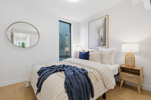 2408 12Th Avenue E, Vancouver, BC - Indoor Photo Showing Bedroom