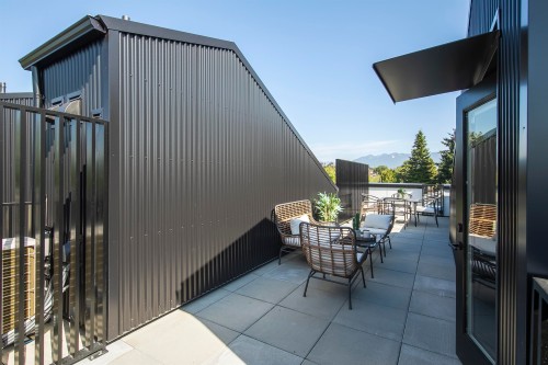 2408 12Th Avenue E, Vancouver, BC - Outdoor With Exterior