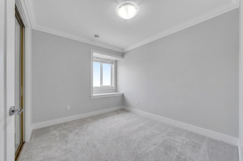 907 Harris Avenue, Coquitlam, BC - Indoor Photo Showing Other Room