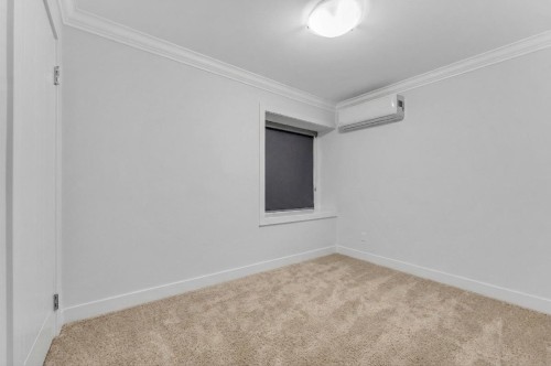 907 Harris Avenue, Coquitlam, BC - Indoor Photo Showing Other Room