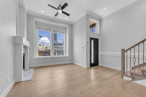 907 Harris Avenue, Coquitlam, BC - Indoor Photo Showing Other Room