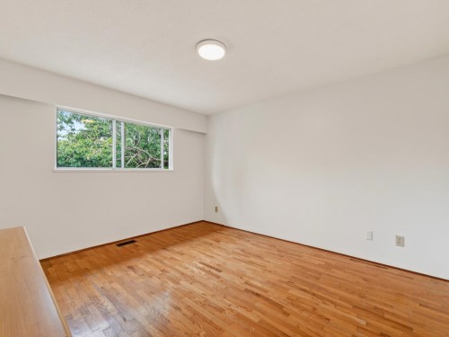 6031 Alta Court, Richmond, BC - Indoor Photo Showing Other Room