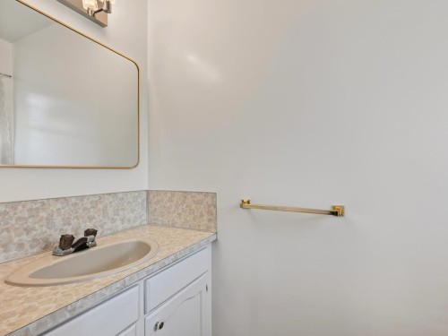 6031 Alta Court, Richmond, BC - Indoor Photo Showing Bathroom