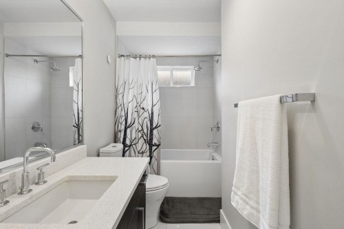 1336 23 Avenue E, Vancouver, BC 