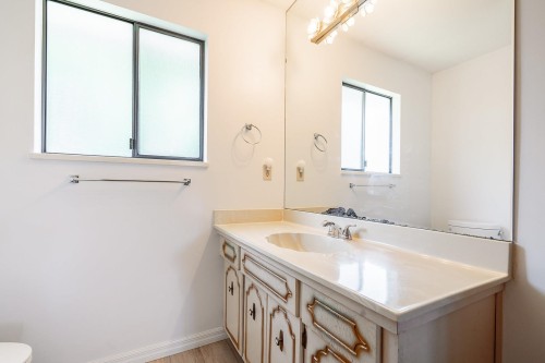 10593 Yarmish Drive, Richmond, BC - Indoor Photo Showing Bathroom