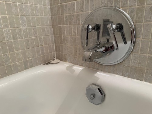 715-1445 Marpole Avenue, Vancouver, BC - Indoor Photo Showing Bathroom