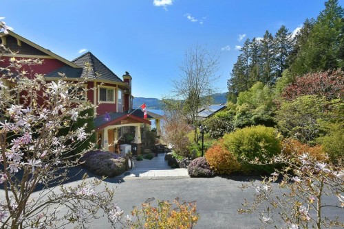 7545 Islets Place, Sechelt, BC - Outdoor