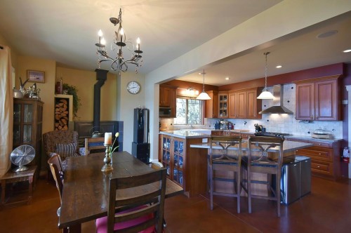 7545 Islets Place, Sechelt, BC - Indoor