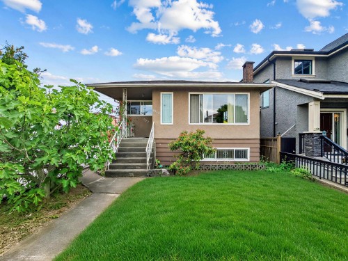1972 51St Avenue E, Vancouver, BC 