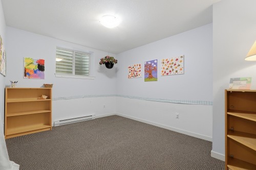 1386 Coast Meridian Road, Coquitlam, BC - Indoor Photo Showing Other Room