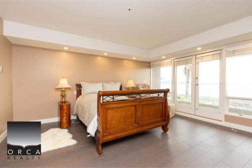 2424 Bellevue Avenue, West Vancouver, BC - Indoor Photo Showing Bedroom