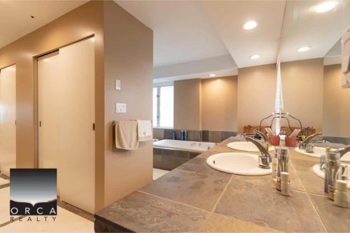 2424 Bellevue Avenue, West Vancouver, BC - Indoor Photo Showing Other Room