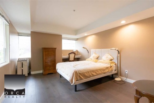 2424 Bellevue Avenue, West Vancouver, BC - Indoor Photo Showing Bedroom