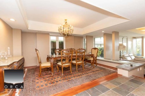 2424 Bellevue Avenue, West Vancouver, BC - Indoor Photo Showing Dining Room