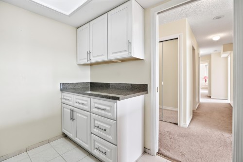 1802-1190 Pipeline Road, Coquitlam, BC - Indoor Photo Showing Other Room