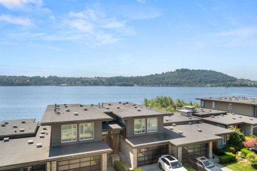 305-3911 Cates Landing Way  North Vancouver, BC V7G 0A6