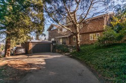 4956 Drive Drive West Vancouver, BC V7W 2P4