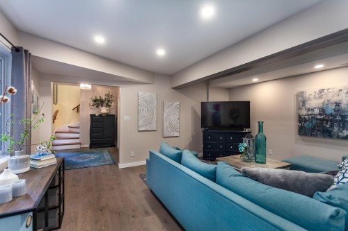 4956 Marine Drive, West Vancouver, BC - Indoor