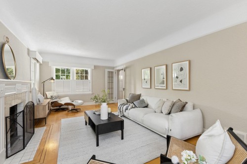 3933 King Edward Avenue W, Vancouver, BC - Indoor Photo Showing Living Room With Fireplace