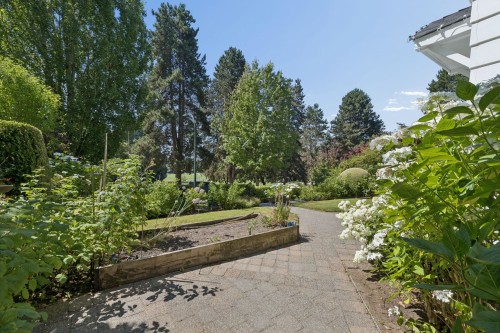 3933 King Edward Avenue W, Vancouver, BC - Outdoor