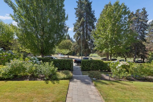 3933 King Edward Avenue W, Vancouver, BC - Outdoor