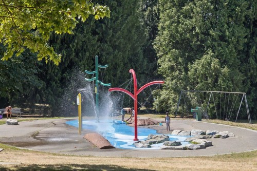 3933 King Edward Avenue W, Vancouver, BC - Outdoor