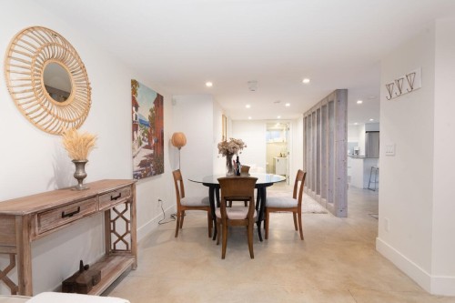 2420 Edgemont Boulevard, North Vancouver, BC - Indoor Photo Showing Dining Room