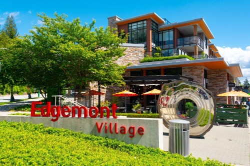 2420 Edgemont Boulevard, North Vancouver, BC - Outdoor