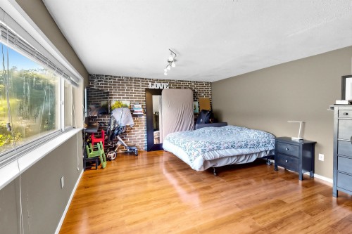 10111 Ainsworth Crescent, Richmond, BC - Indoor Photo Showing Bedroom