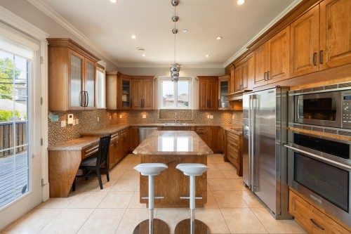 2715 20Th Avenue W, Vancouver, BC - Indoor Photo Showing Kitchen