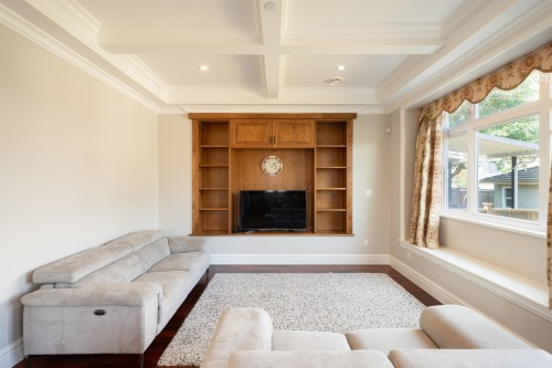 2715 20Th Avenue W, Vancouver, BC - Indoor