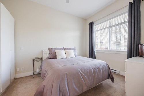 409-22327 River Road, Maple Ridge, BC - Indoor Photo Showing Bedroom
