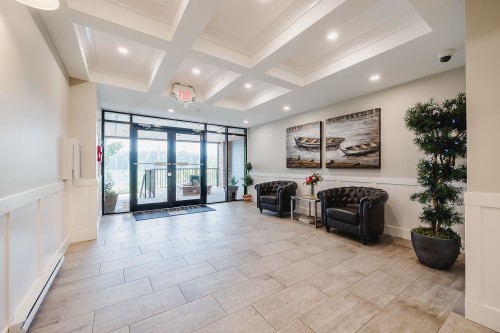 409-22327 River Road, Maple Ridge, BC - Indoor Photo Showing Other Room