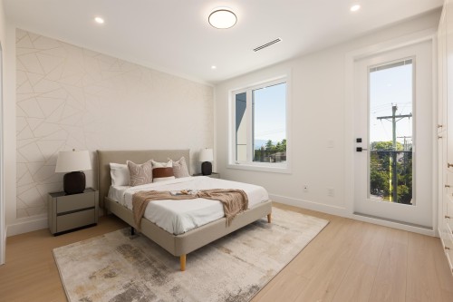 2-6525 Dufferin Avenue, Burnaby, BC - Indoor Photo Showing Bedroom