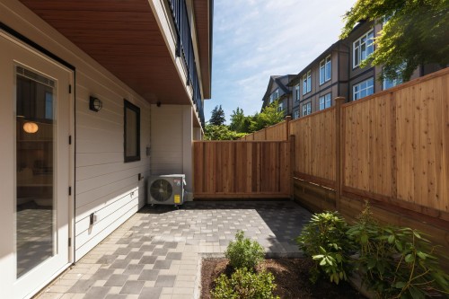 5-6525 Dufferin Avenue, Burnaby, BC - Outdoor With Exterior