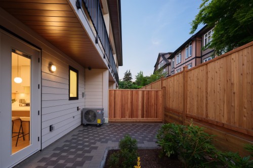5-6525 Dufferin Avenue, Burnaby, BC - Outdoor With Exterior
