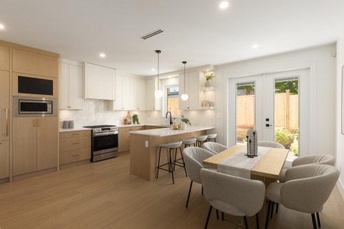 5-6525 Dufferin Avenue, Burnaby, BC - Indoor